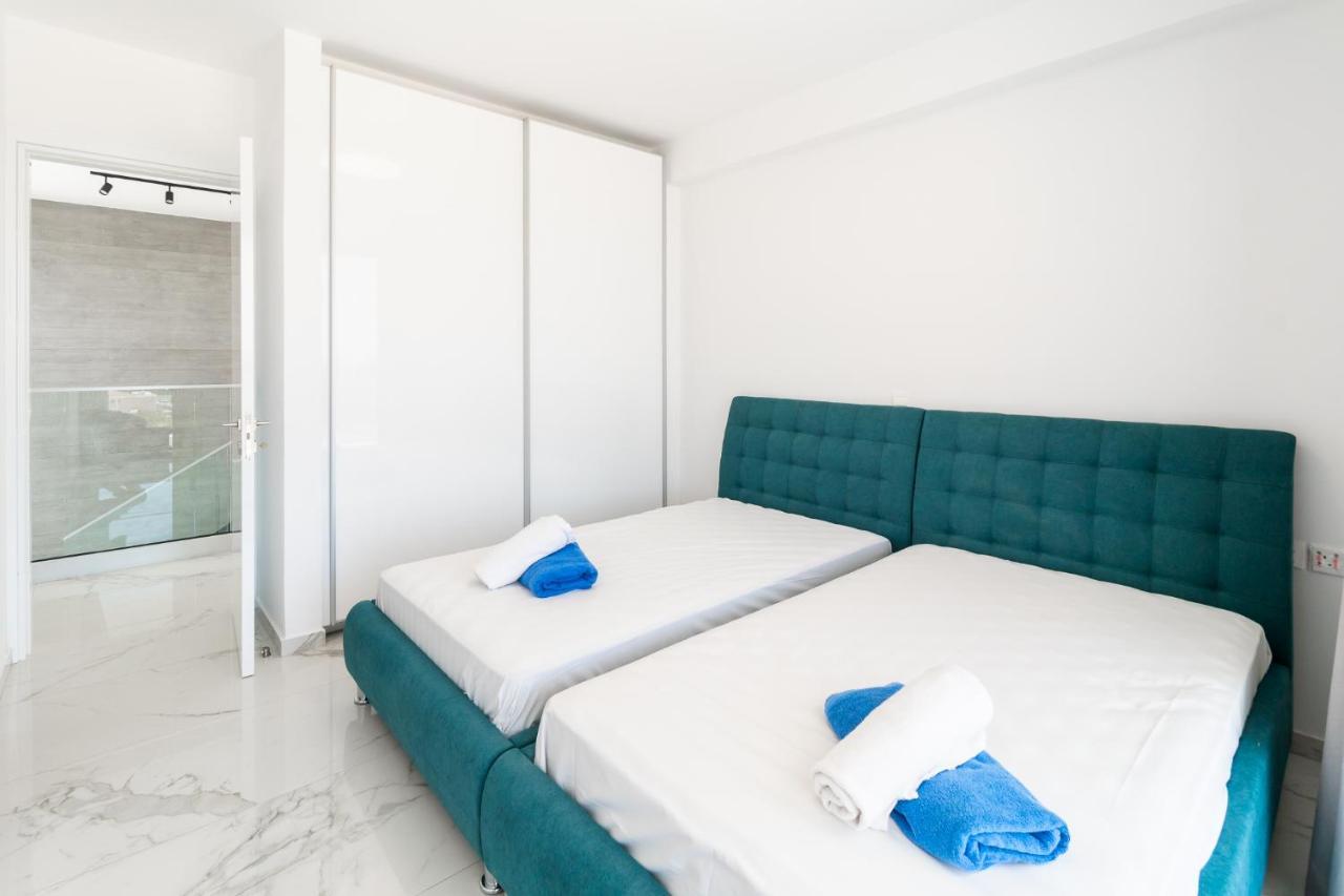 קורל ביי Villa Arsinoe By Ezoria Villas מראה חיצוני תמונה