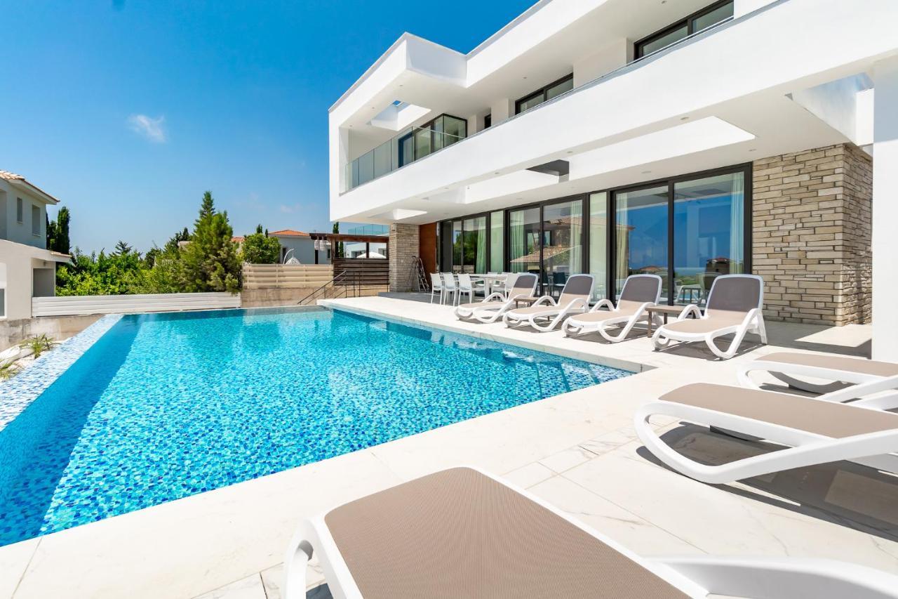 קורל ביי Villa Arsinoe By Ezoria Villas מראה חיצוני תמונה